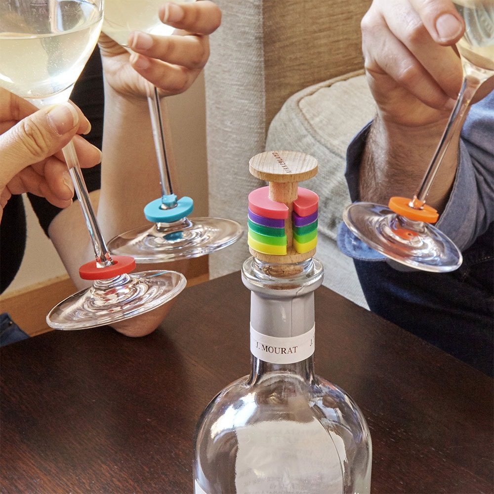 KIKKERLAND® Drink Markers & Bottle Stopper Rainbow - Image 1