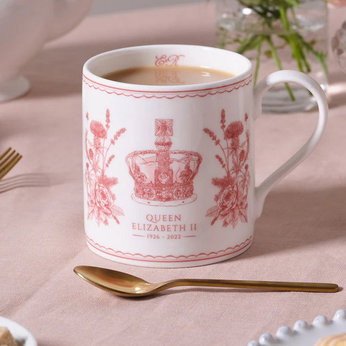 Mug HRH Queen Elizabeth II Commemorative