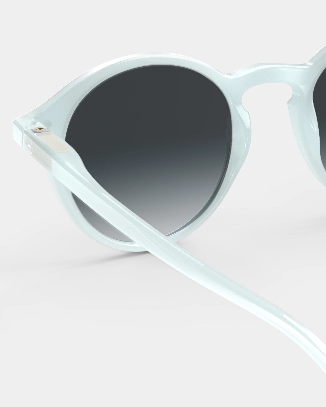 Sunglasses Round D in Misty Blue