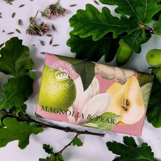 Kew Gardens Magnolia & Pear Soap Bar - Image 2