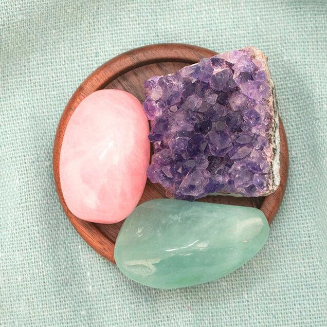 Crystals Healing Stones Set Calm Club Good Vibes Relaxation White Blue Green Purple