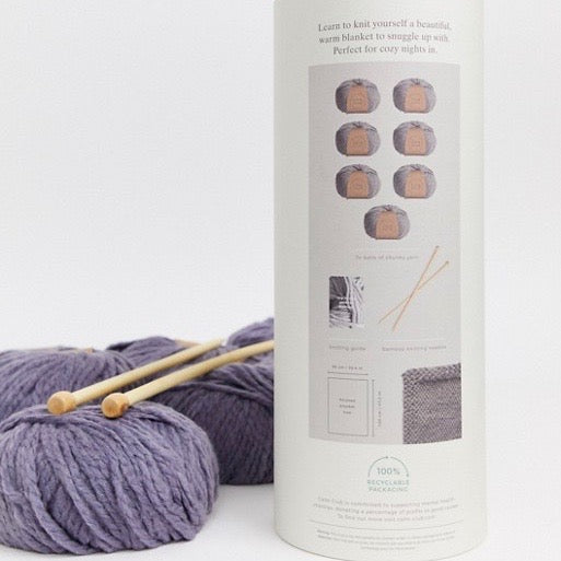 DISCONTINUED - Knitting gift set 'Comfort Blanket' Knit your own blanket DIY in blue