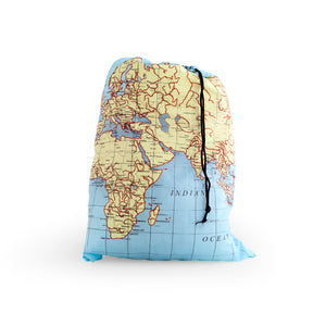 World traveller map laundry bag