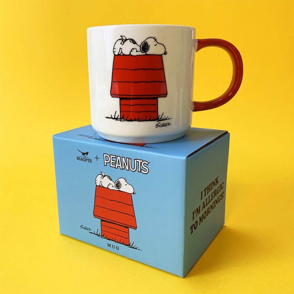 Mug with Peanuts Snoopy 'Allergic to mornings' in white