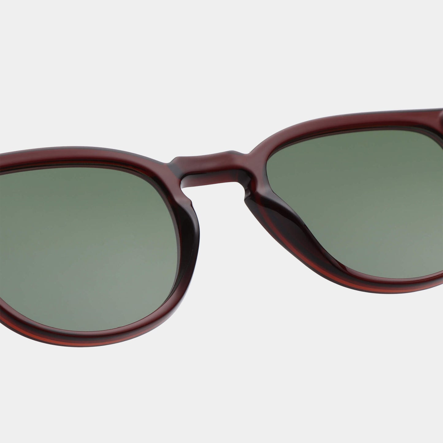 Sunglasses in Bate Brown Transparent