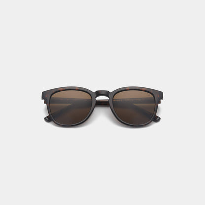 Sunglasses in Bate Demi Tortoise Brown