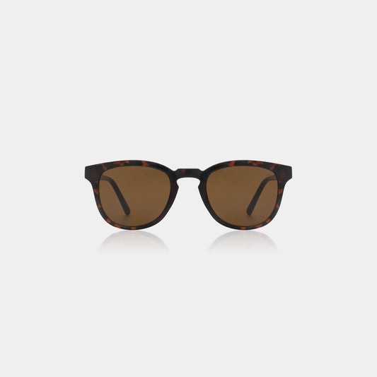 Sunglasses in Bate Demi Tortoise Brown