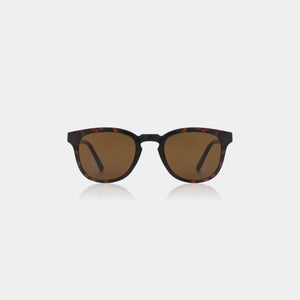 Sunglasses in Bate Demi Tortoise Brown