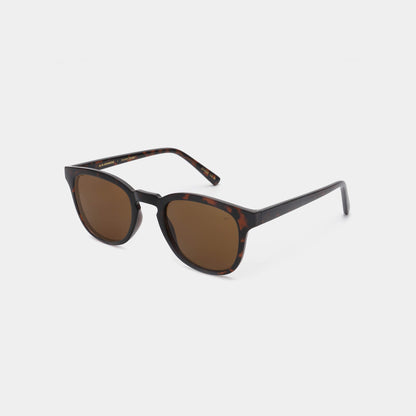 Sunglasses in Bate Demi Tortoise Brown