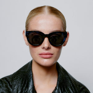 Sunglasses Round Lilly in Demi Blue