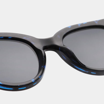 Sunglasses Round Lilly in Demi Blue