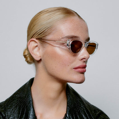 Sunglasses Winnie in Crystal Clear and Brown Lenses