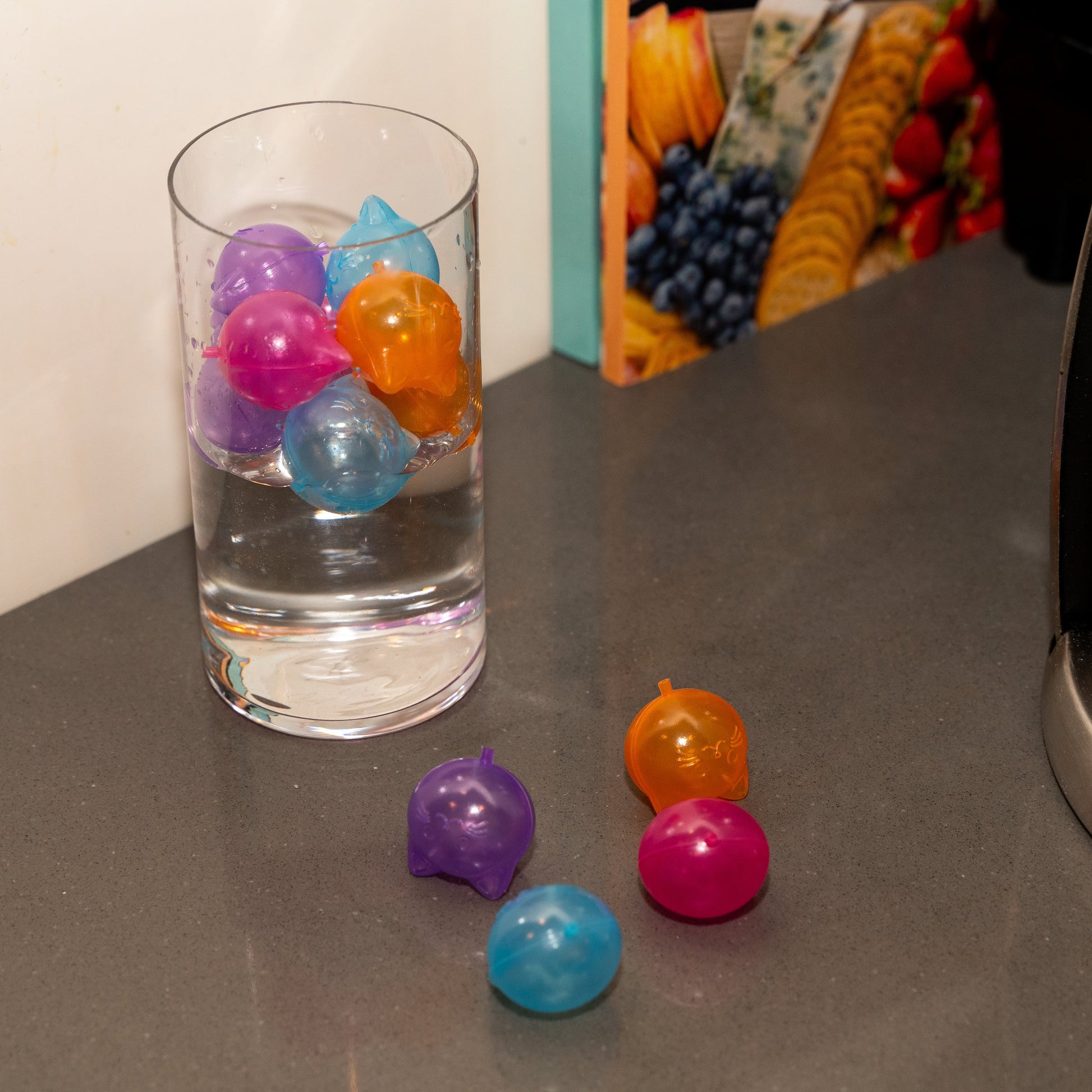 Reusable Cat Ice Cubes - 24 Cubes - Image 3