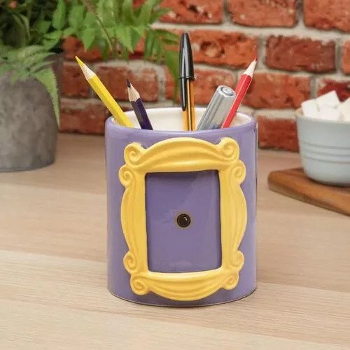 Paladone - Pen Pot | Friends Frame Pen Pot