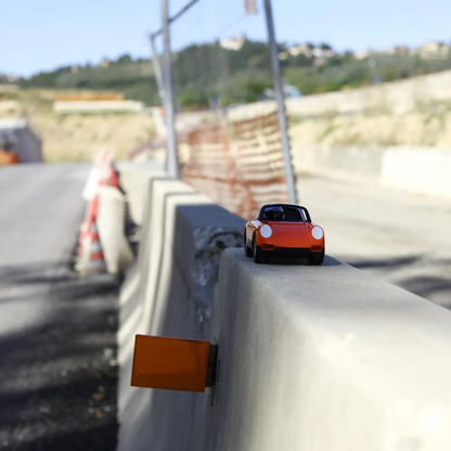 Playforever Figurines - Orange Car | T902 Luft Biba