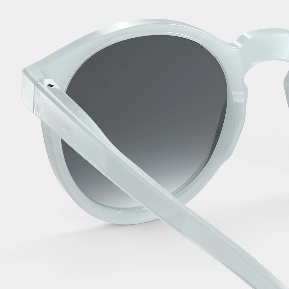 Sunglasses Shape M Round in Misty Blue