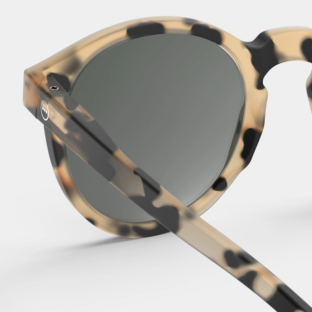 Sunglasses Shape M Round in Light Tortoise