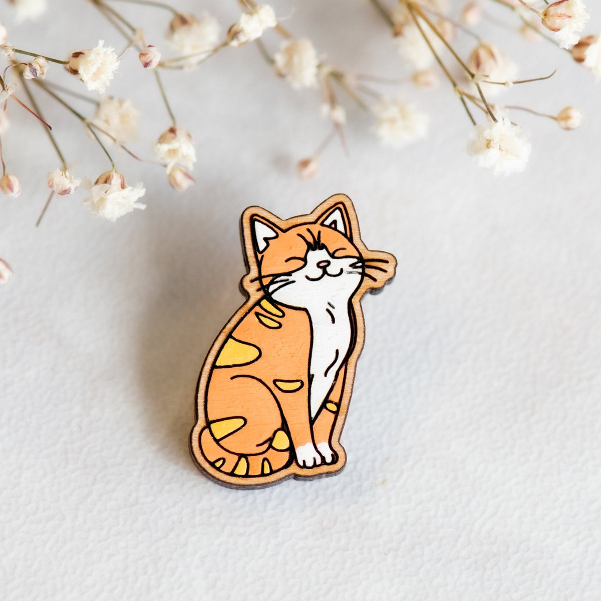 Robin Valley Ginger Cat Pin Badge - Wooden Badge Gift