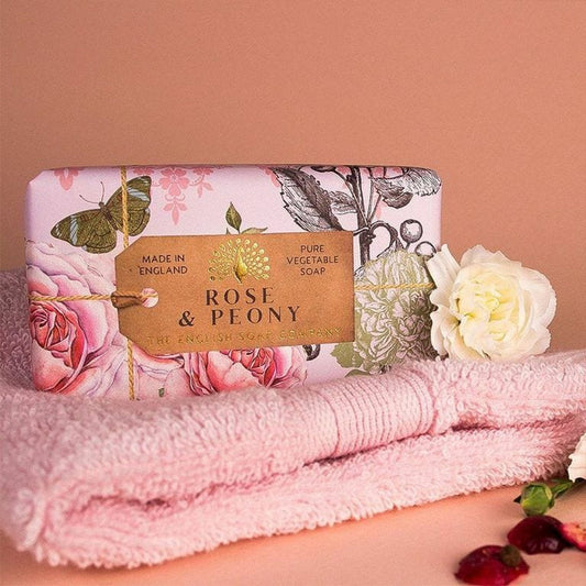 The English Soap Company Anniversary Rose and Peony Soap Bar 190g - Image 2