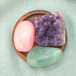 
            
                Load image into Gallery viewer, Crystals Healing Stones Set Calm Club Good Vibes Relaxation White Blue Green Purple
            
        