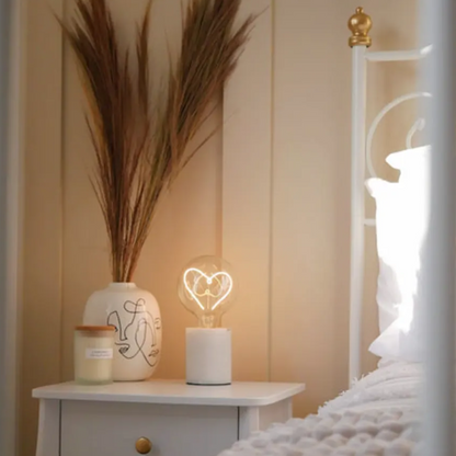 Heart Filament White Lamp Exposed Bulb Steepletone LED