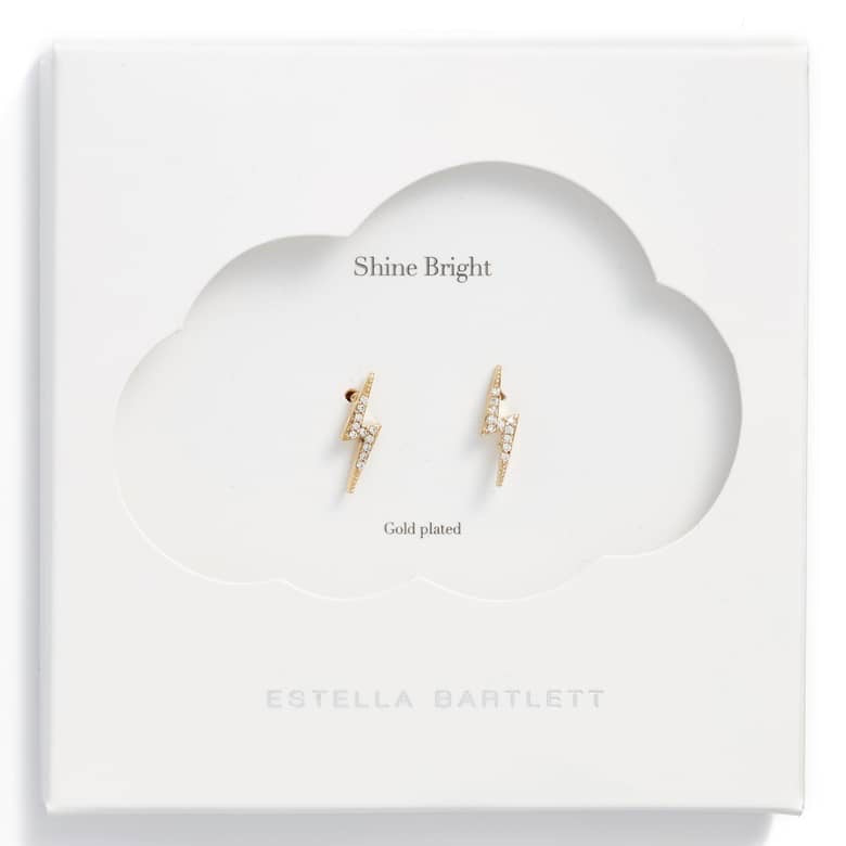 Earrings with an encrusted starlight bolt in gold