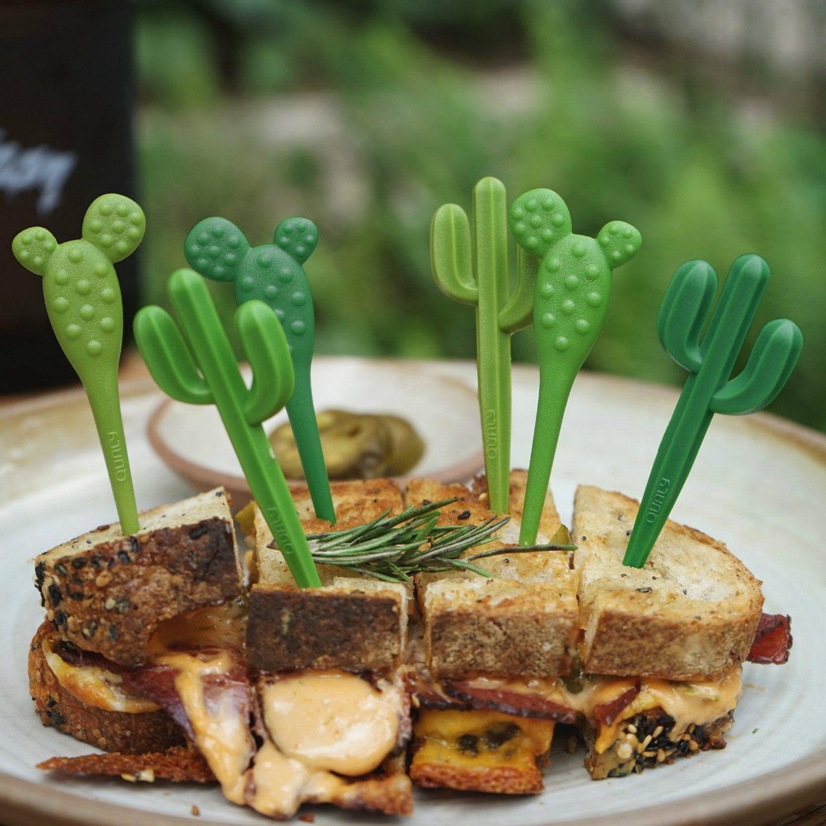 Cactus Picks Party Forks Green