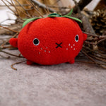 Tomato mini plush soft toy for children 'Ricetomato' in red
