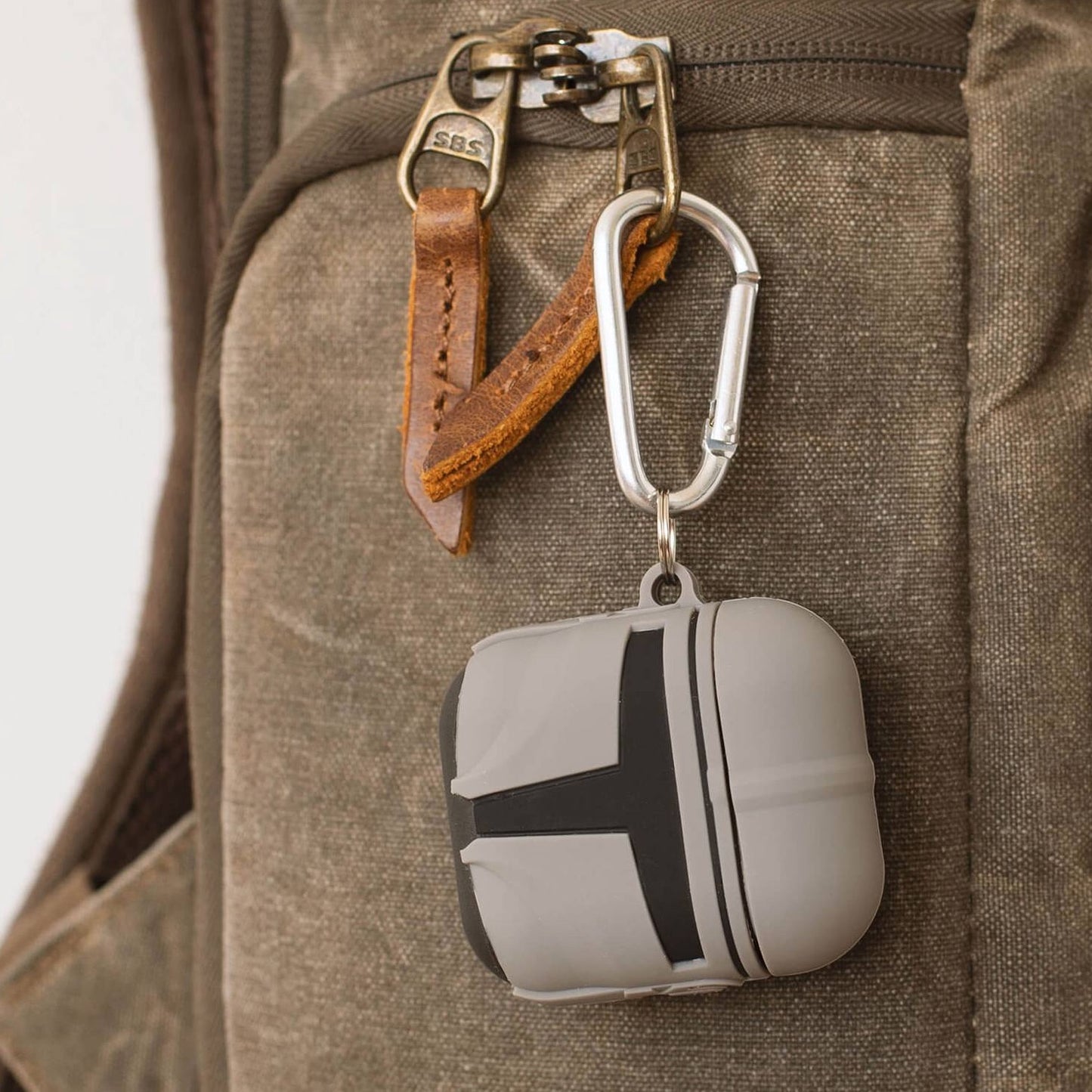 AirPods Case Star Wars Mandalorian Grey and Black