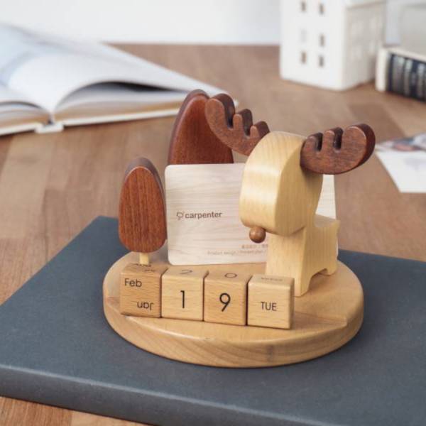 Desk Calendar Wooden Deer