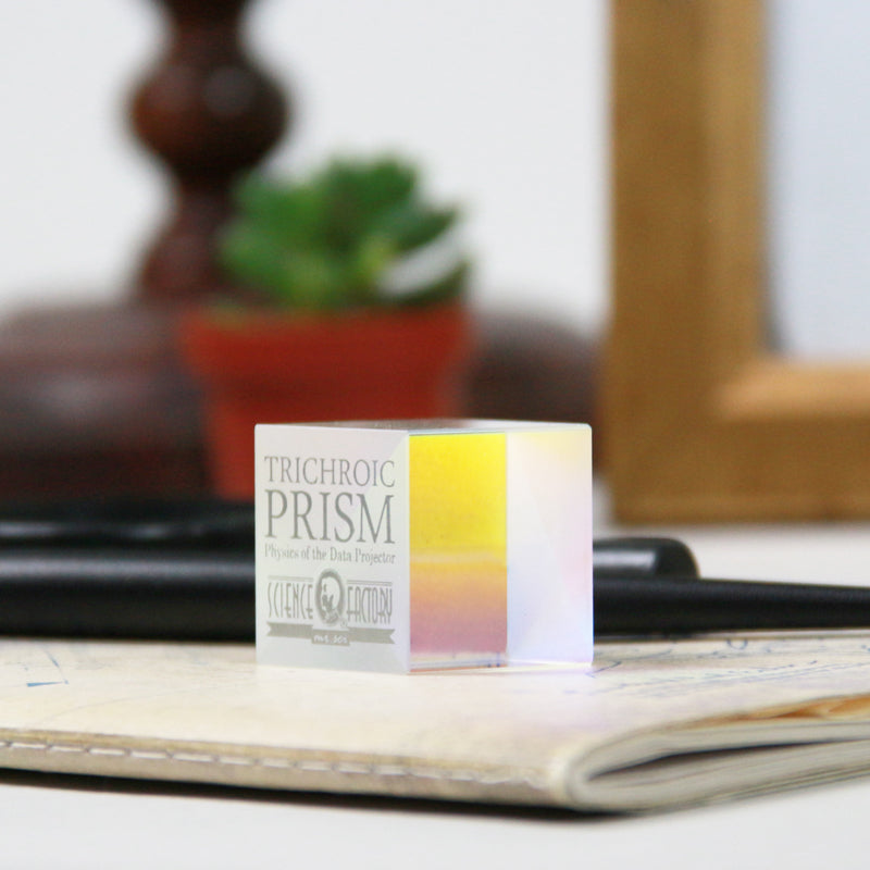 TRICHROIC PRISM