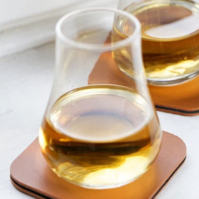 Whiskey 2x Glasses & Mats Tasting Set