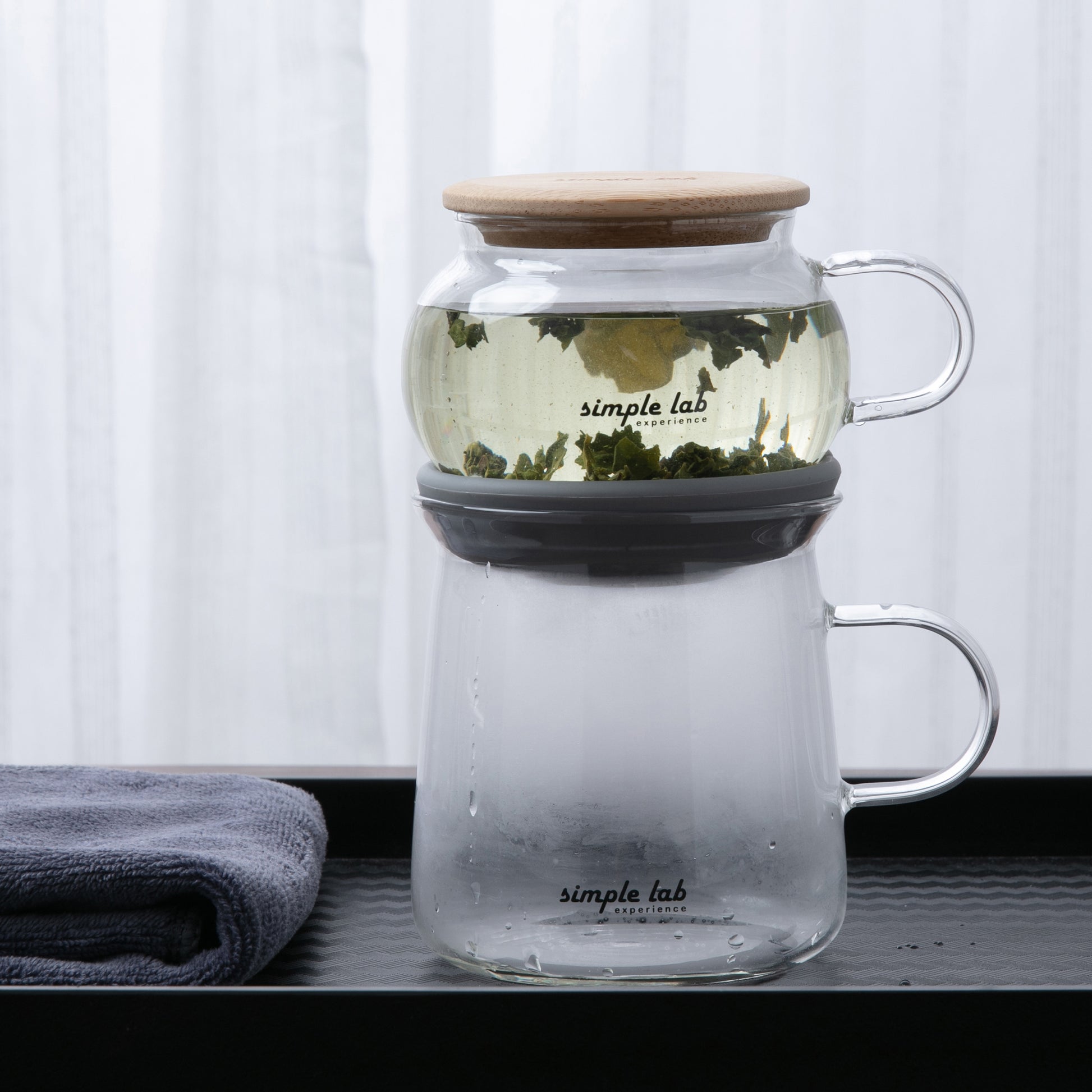 Tea brew glass tea pot & tea cup set with Airo air-Lock