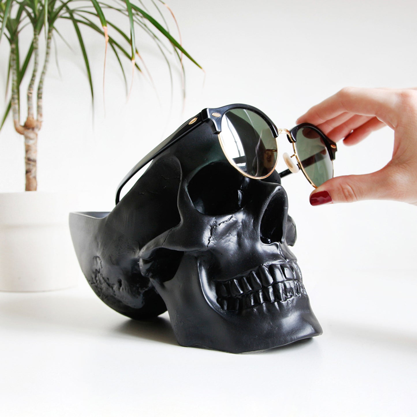 Skull Desk Tidy