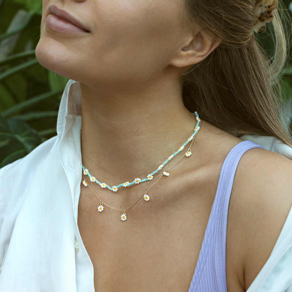 Daisy Flower Beaded Necklace Choker Blue