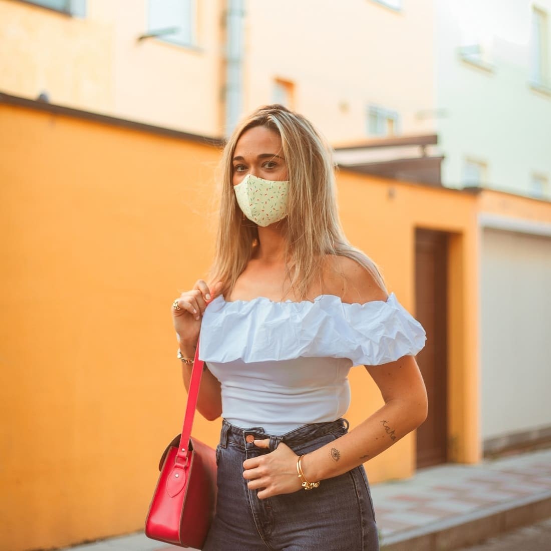 Face Mask Adult Sprinkles Vanilla Design in Yellow