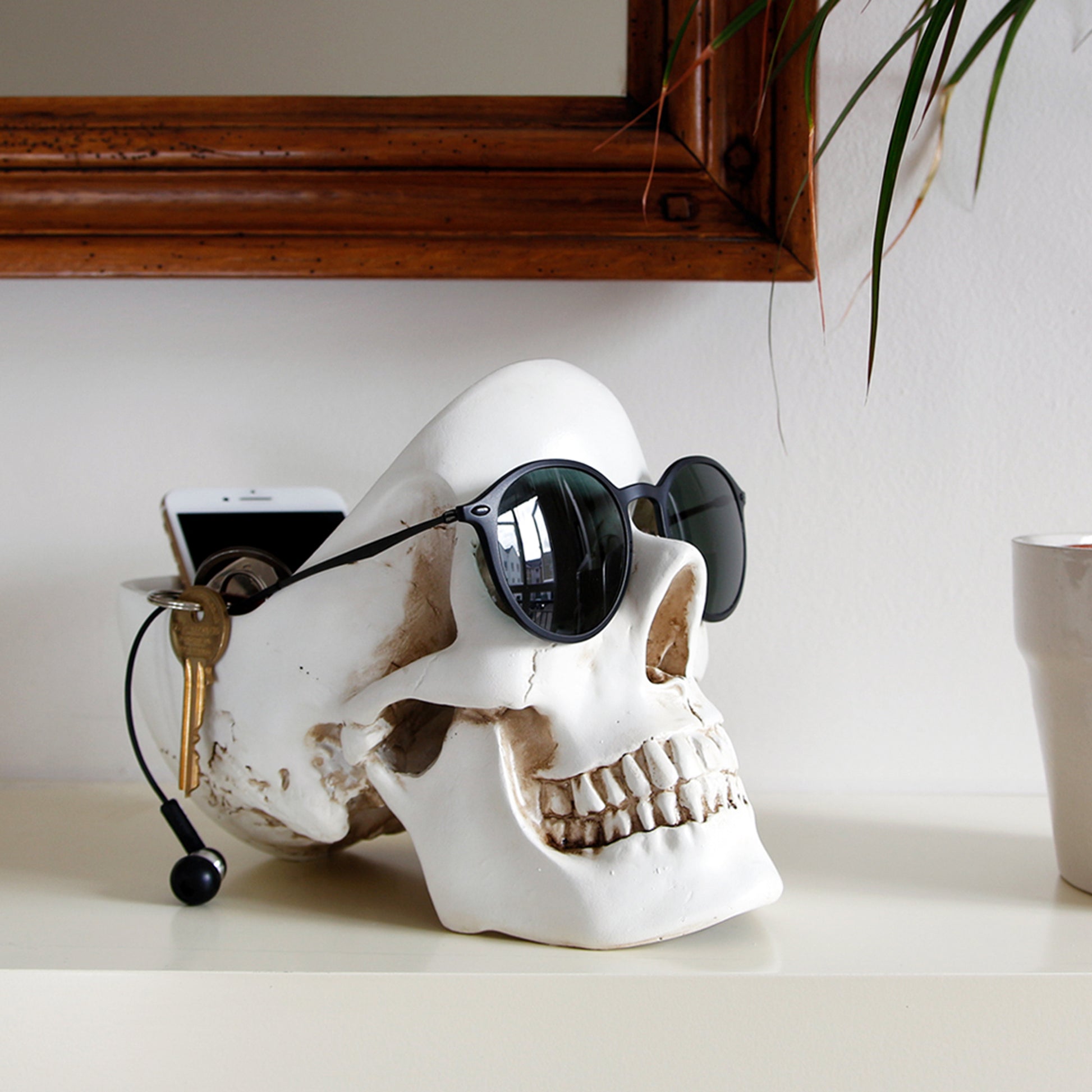 Skull Desk Tidy