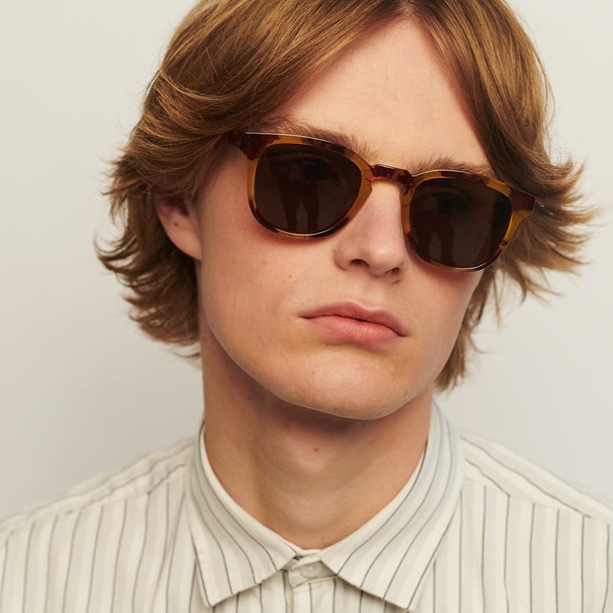 Sunglasses Unisex Light-Tortoise Classic Frame A. Kjaerbede | Bate