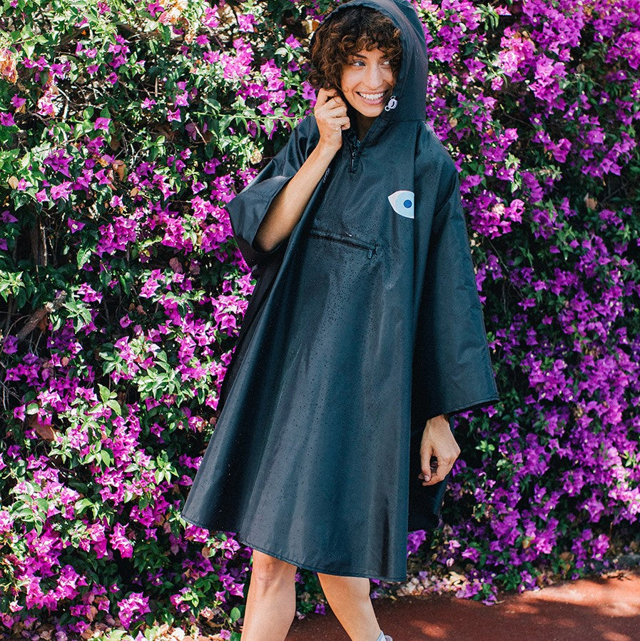 Rain Poncho Foldable Yolo Eye Black