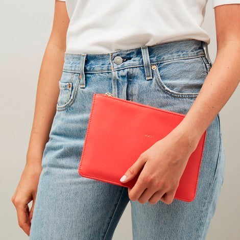 Medium Pouch Vegan Faux Leather 'XOXO' Coral