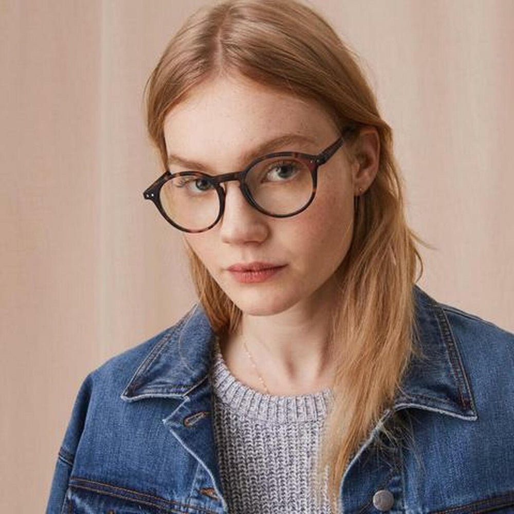 Reading Glasses Unisex Frame D +3 in Tortoise