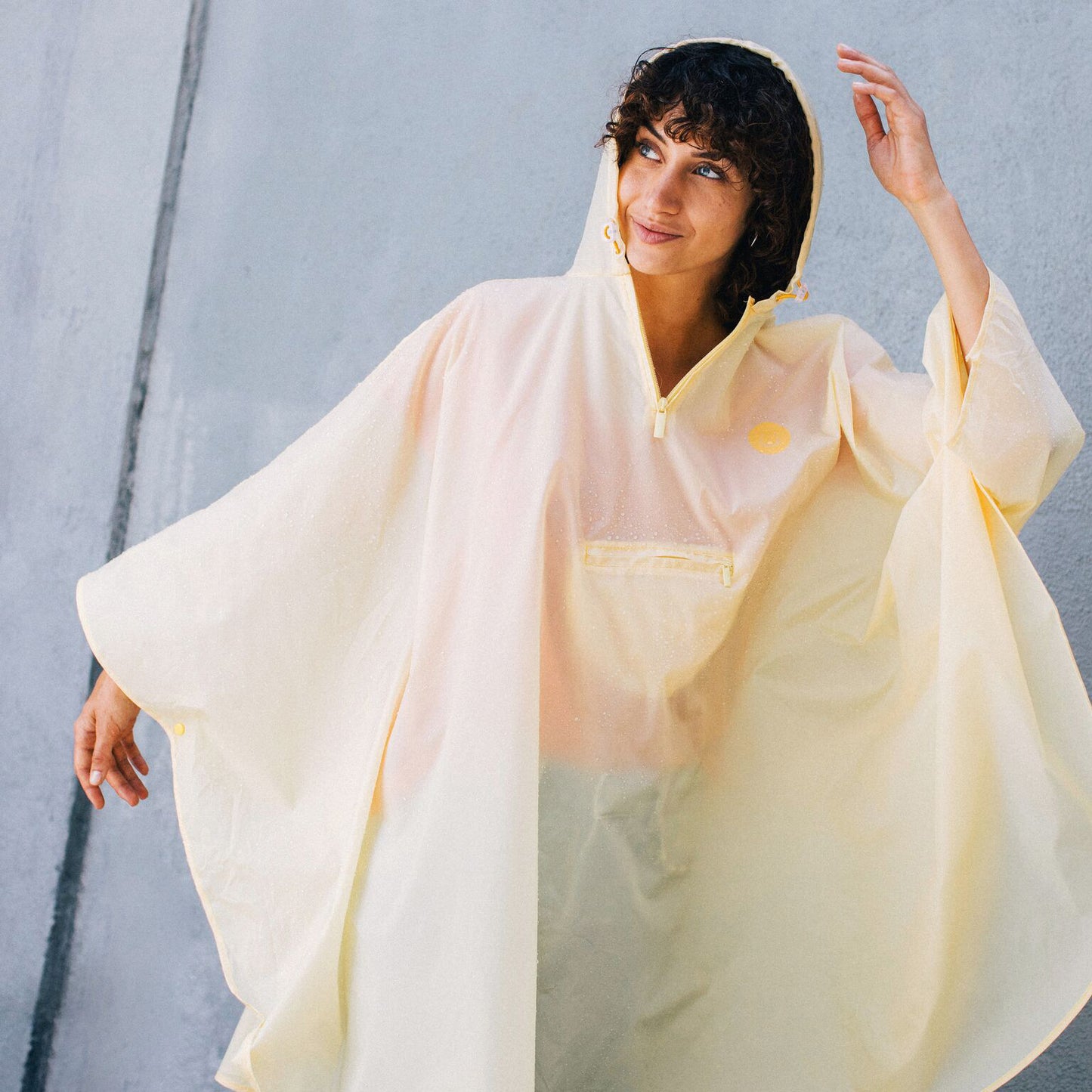 Rain Poncho Foldable Smile Yellow