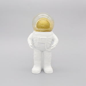 Snow-Globe Astronaut 'Summerglobe the Giant Astronaut'