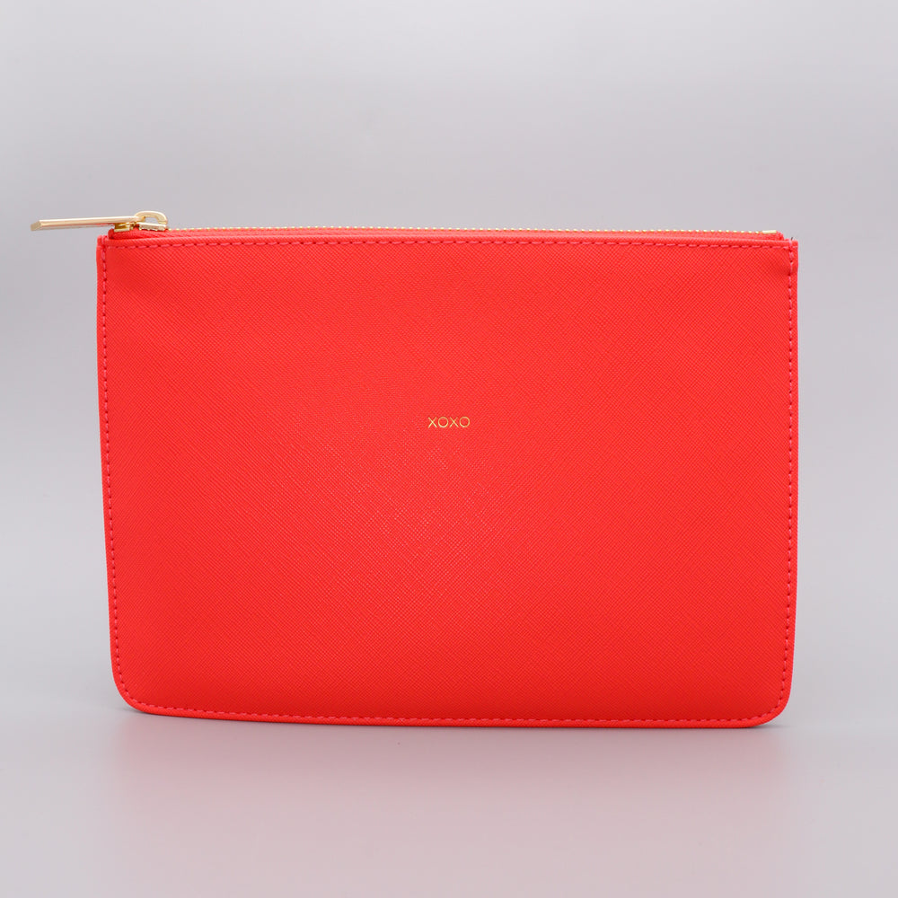 Medium Pouch Vegan Faux Leather 'XOXO' Coral