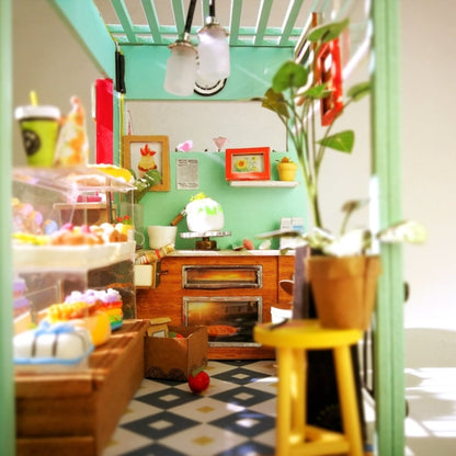 DIY Mini House Ice Cream Stand