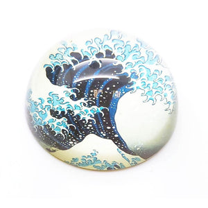 Glass Paperweight Hokusai in Glass Blue and White