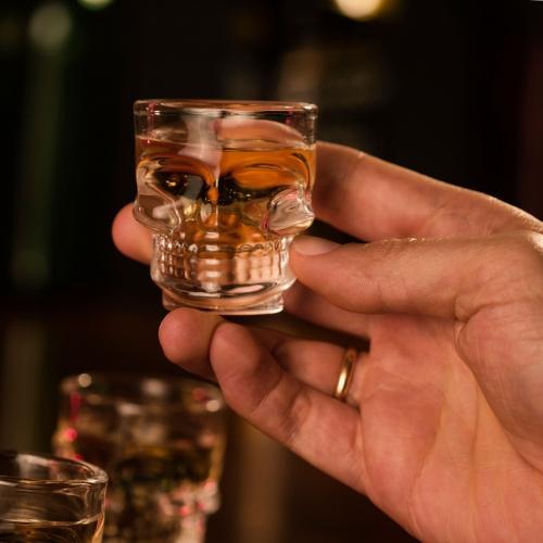 Set of 4 Shot Glasses Skull