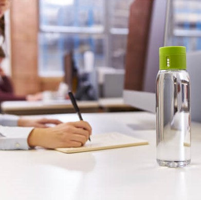 DISCONTINUED - Dot hydration bottle 600ml in green