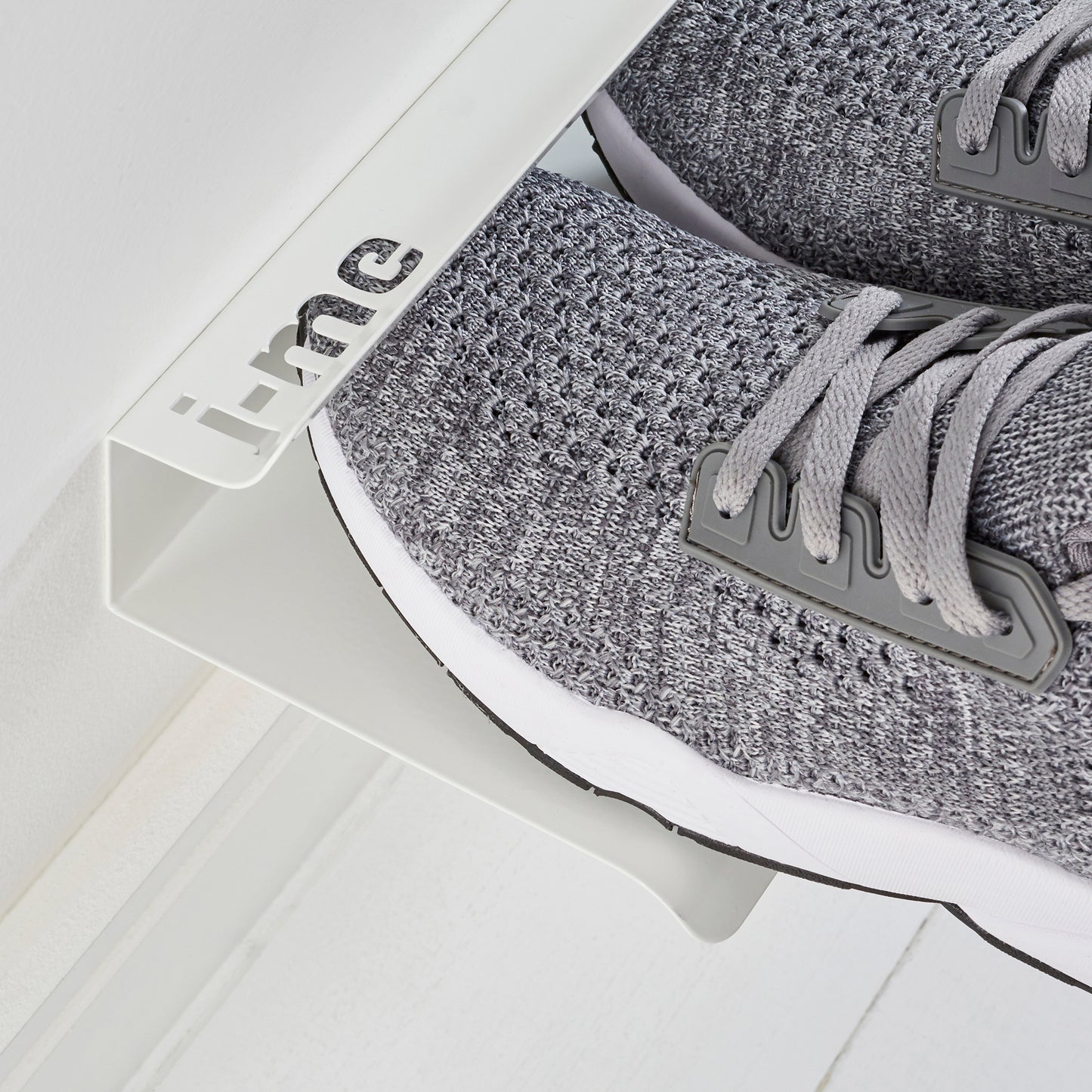 J-ME - Floating Shoe Rack 700mm - White