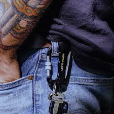 4-in-1 Carabiner tool 'Always Ready' Black